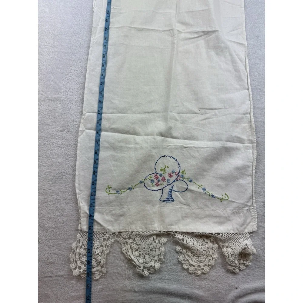 Dresser Scarf Kitchen Towel ViNtAgE hand stitched Brides Baskets 45